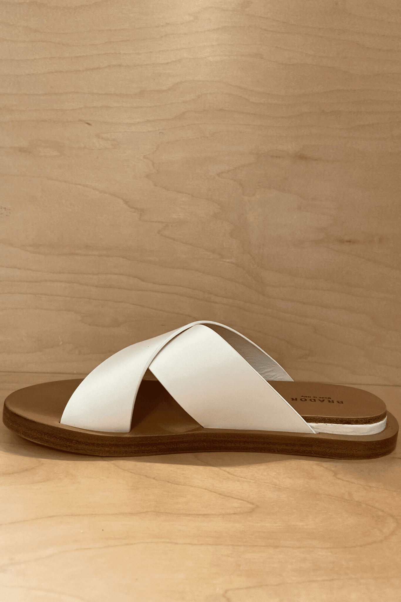 Brador Criss Cross Lift Sandal - White