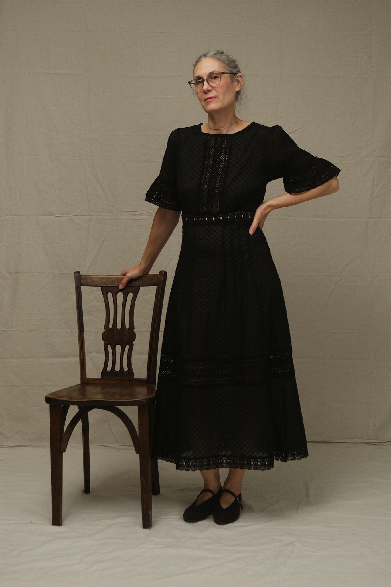 UQNATU Lace Tea Dress Black Dobby Dot