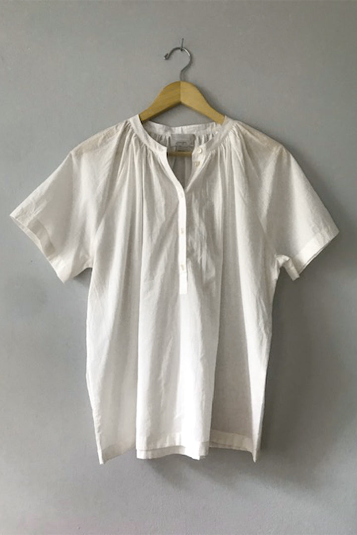 Airy cotton voile short sleeve shirt. Cute summer top.