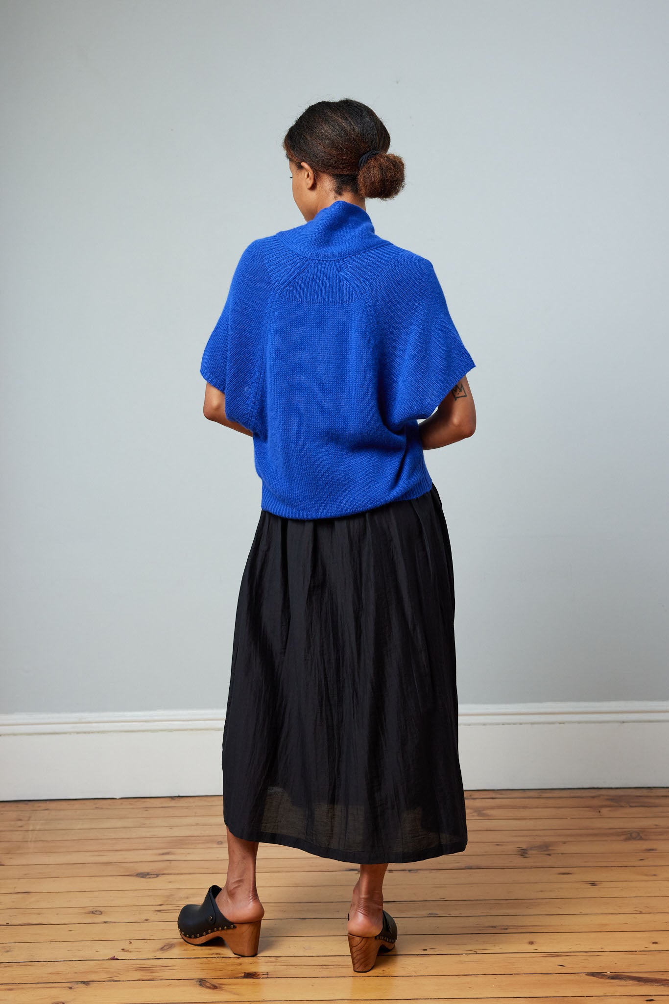 100% mongolian cashmere cardigan great for special occasions