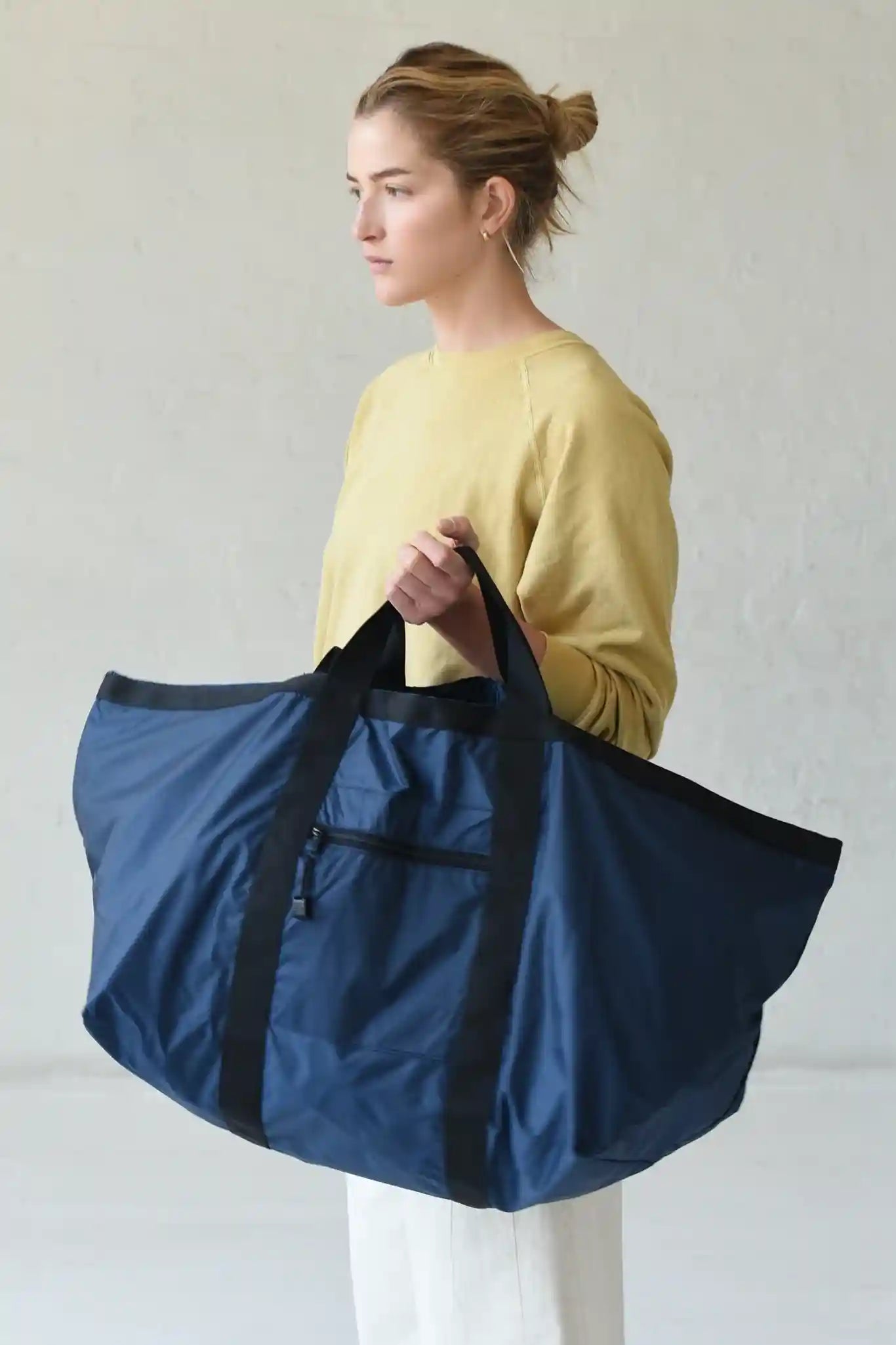 Nylon weekender top