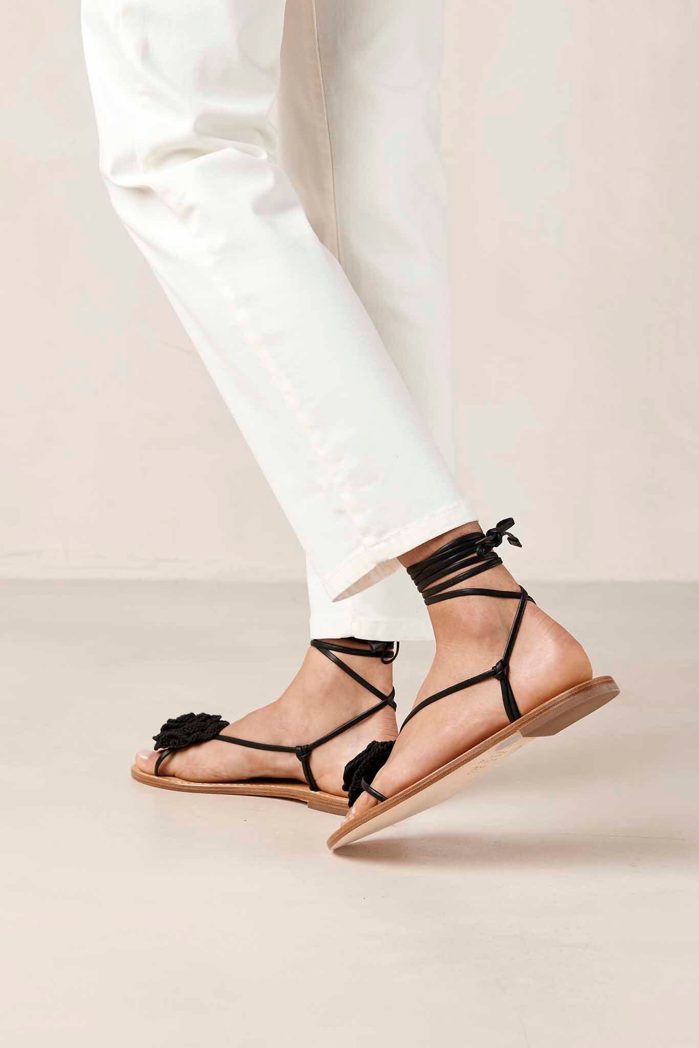 ALOHAS - Jakara Black Leather Sandals