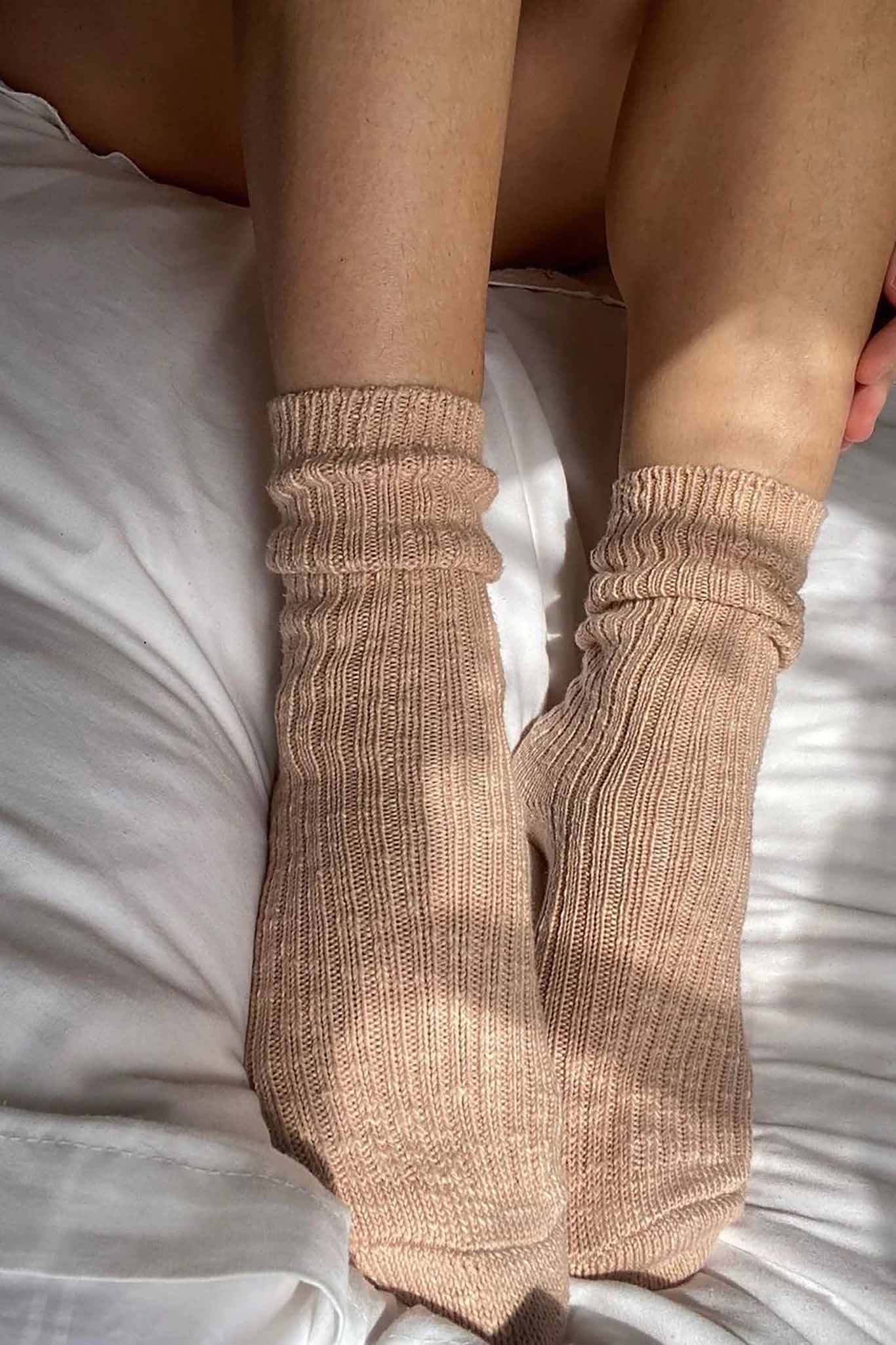 Le Bon Cottage Socks - Peachy Keen