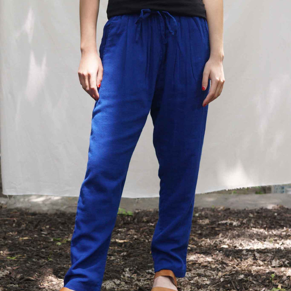 Cotton summer drawstring pant with tapered legs. Brooklyn Style