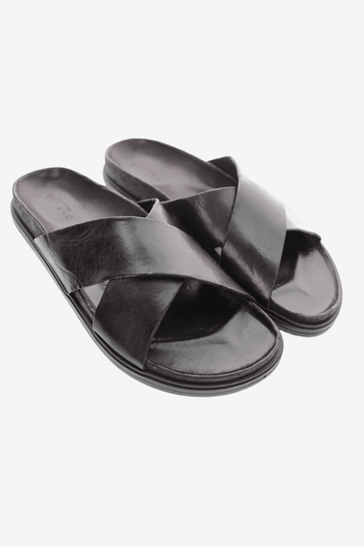 Brador Criss Cross Sandal - Black