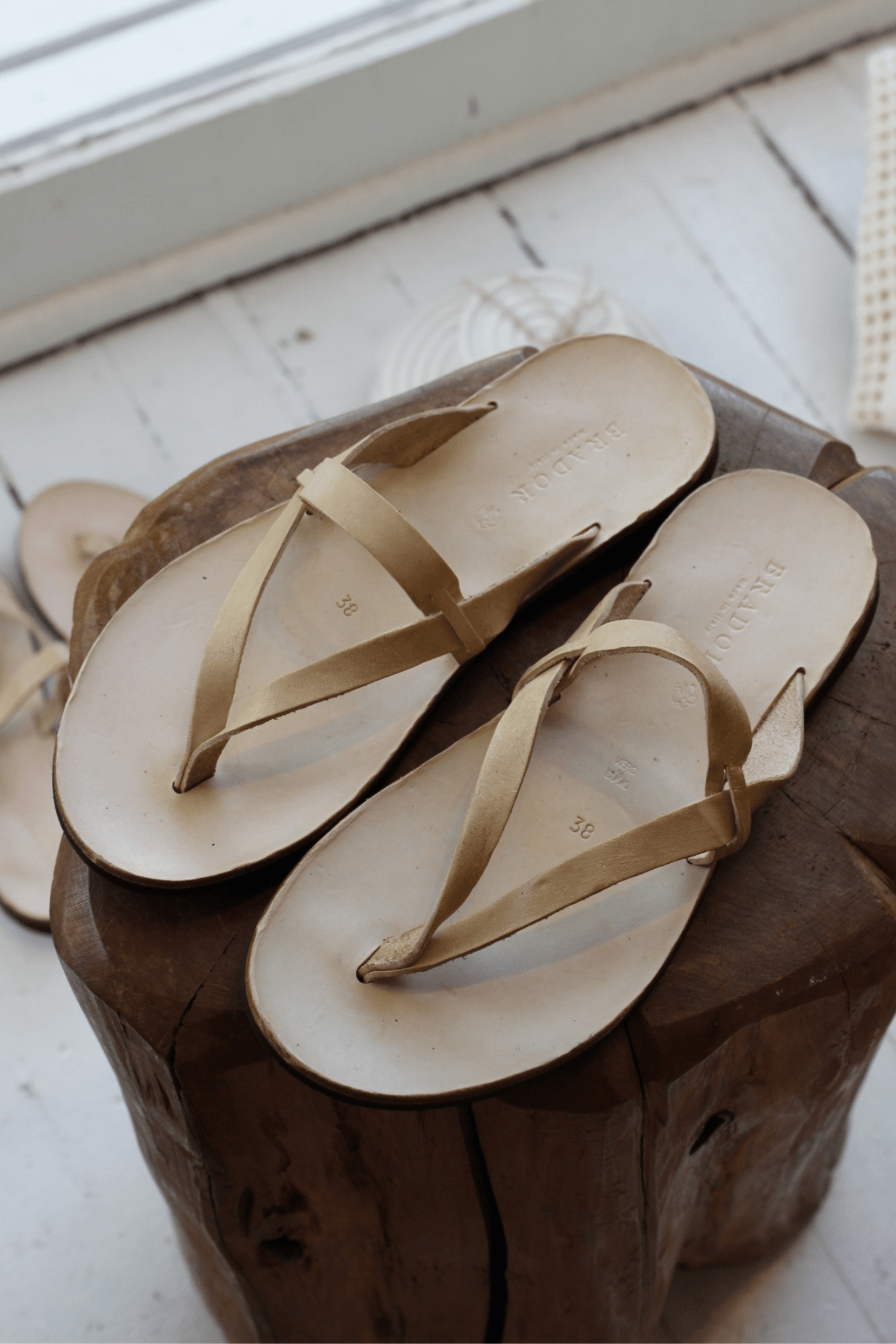 Brador Thong Sandal - Nude