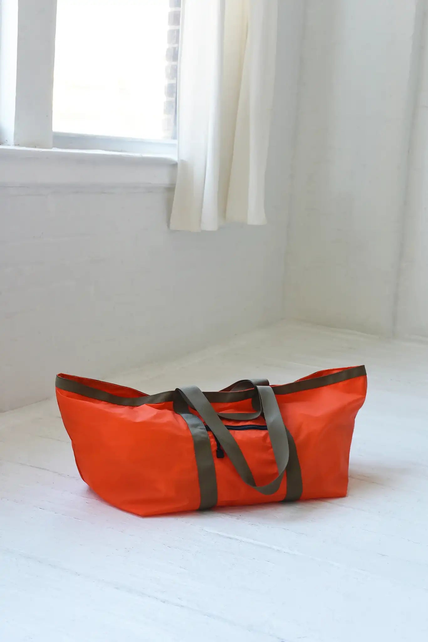 8.6.4 Nylon Weekender Bag - Orange