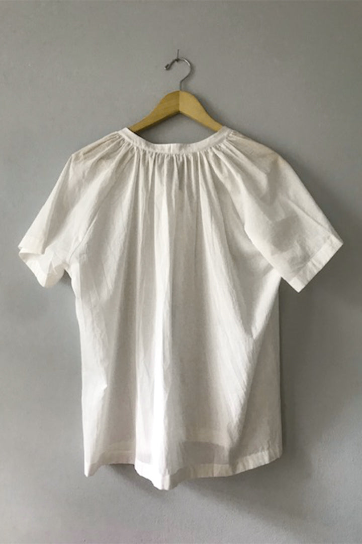 Airy cotton voile short sleeve shirt. Cute summer top.