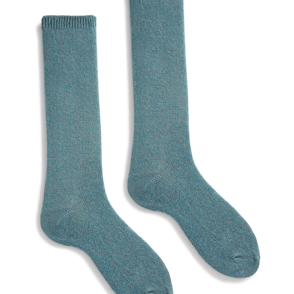 A pair of mineral green crew socks made of wool and cashmere, displayed against a white background.