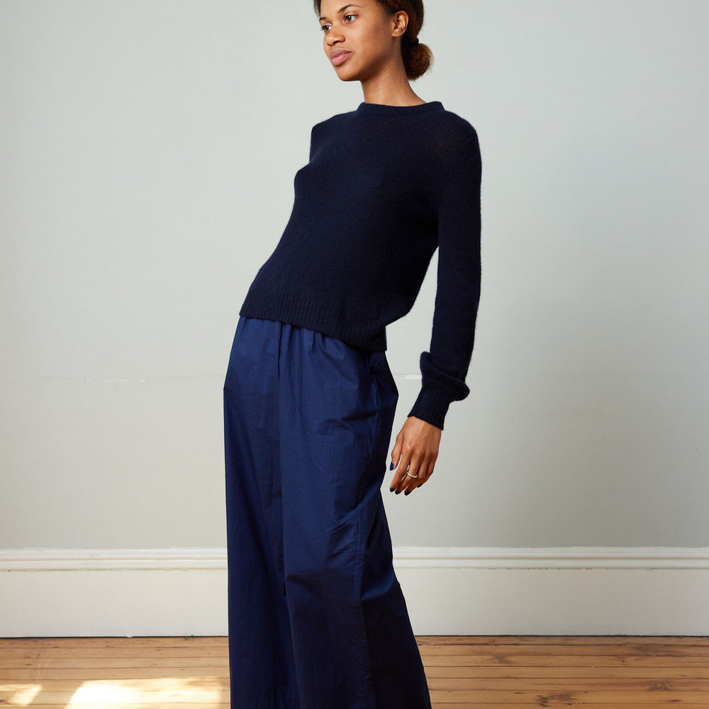 
                  
                    100% mongolian cashmere sweater. Cozy and lofty.
                  
                