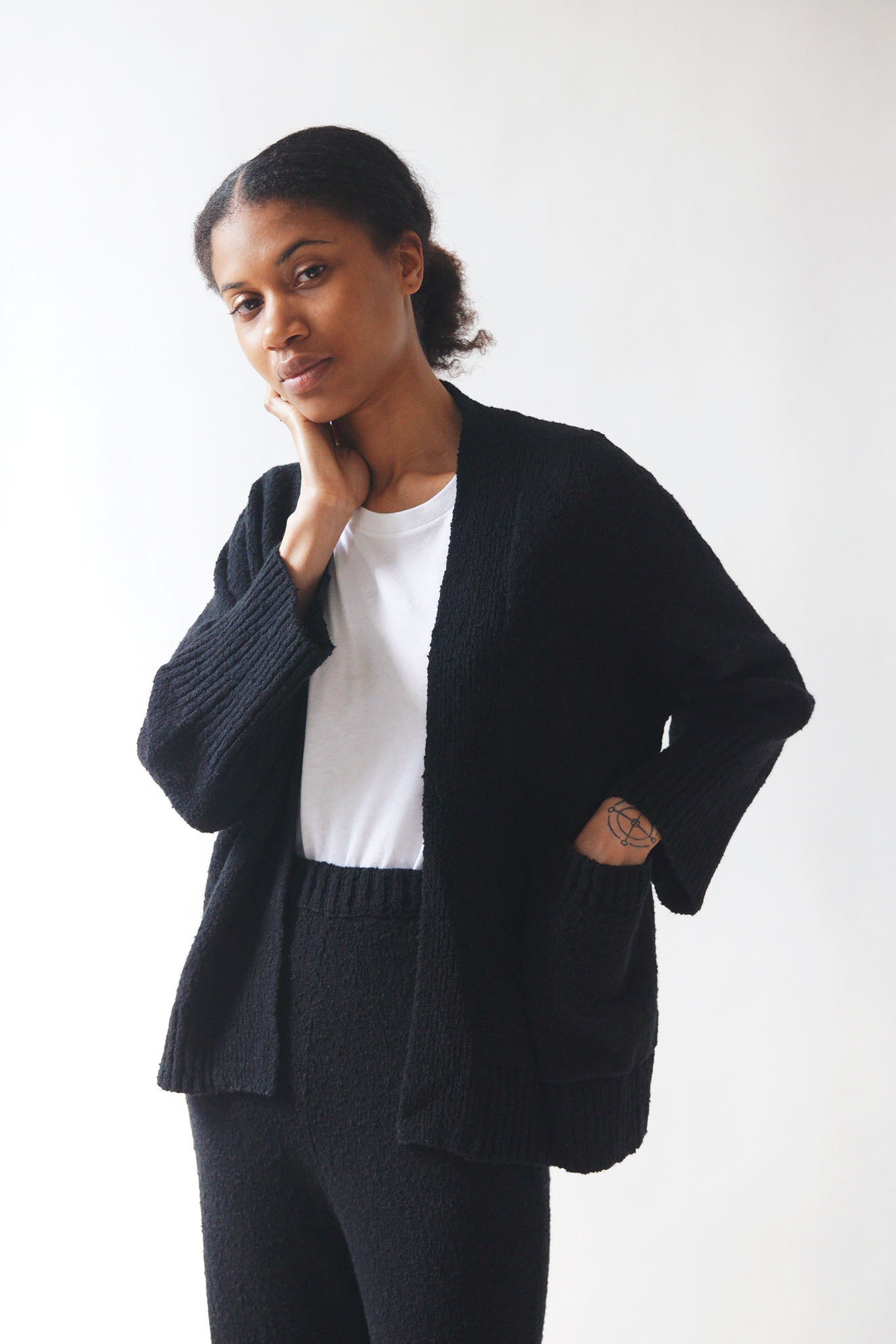 Organic Cotton knit cardigan made in Peru.