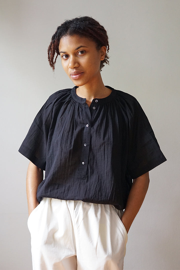 Airy cotton voile short sleeve shirt. Cute summer top.